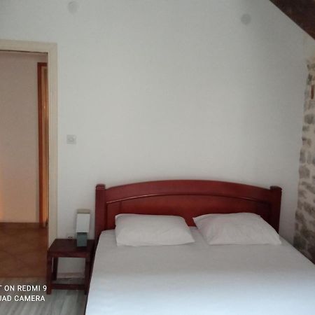 קוטור Apartments Historic Stone House מראה חיצוני תמונה